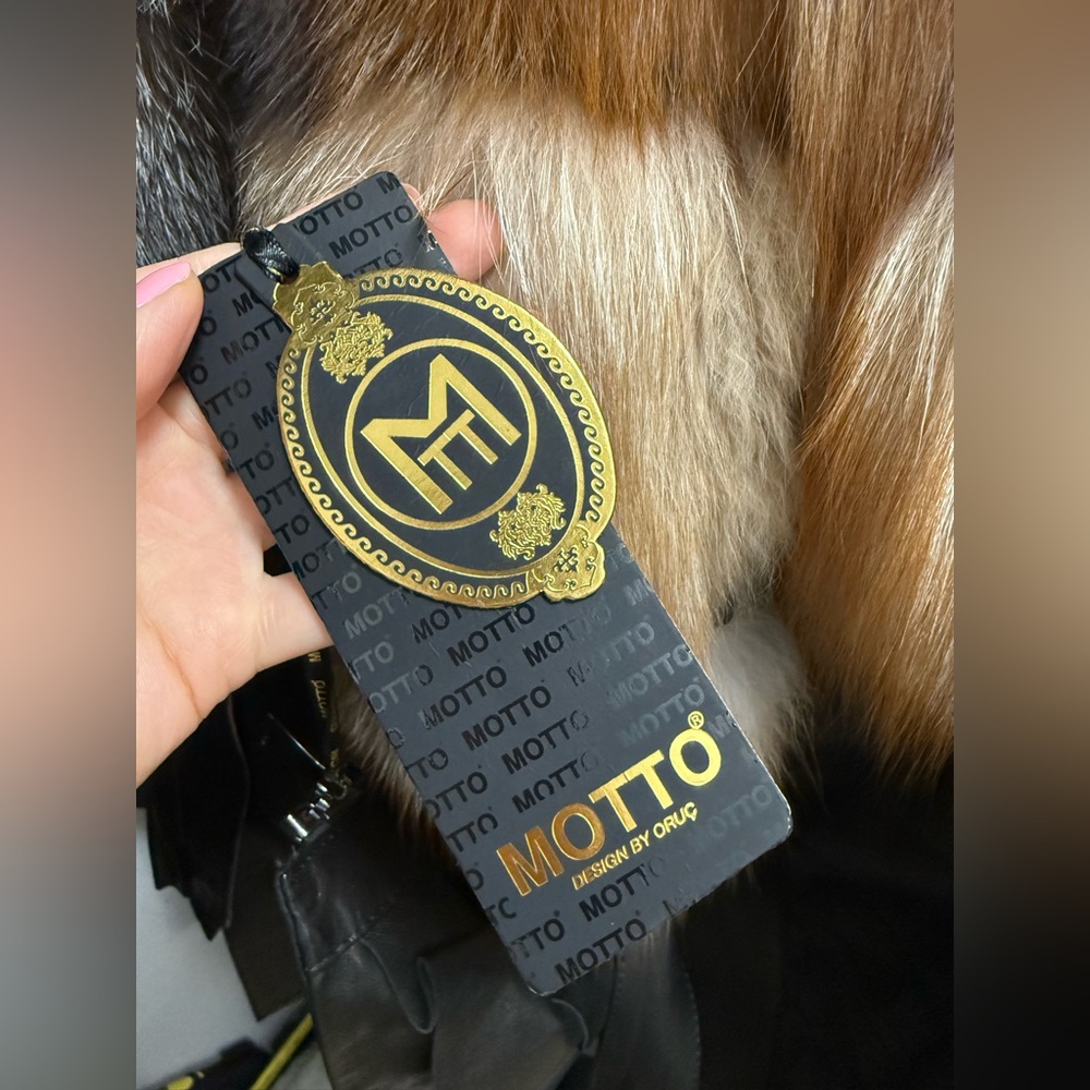 Motto Design By Oruc Women's Black Leather Jacket with Natural Fur Collar - Picture 11 of 11